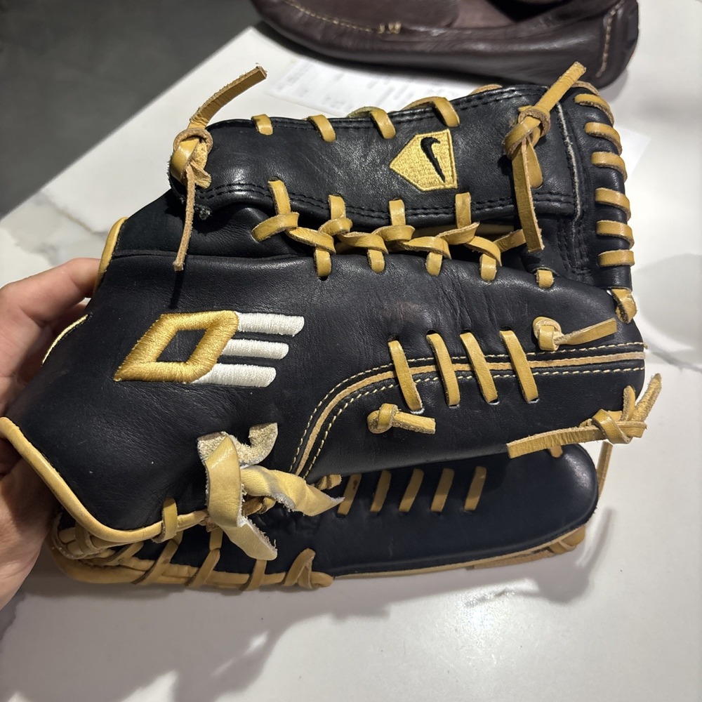 Nike Diamond Elite Hand Throw Ball Glove. Leather. 11.5 DWP Black/Tan